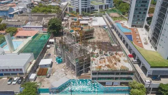 Apartamento para venda tem 146 m² com 4 quartos em Santo Amaro - Recife - PE