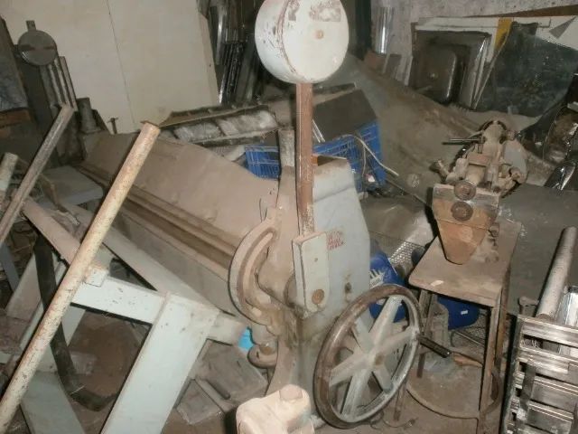 dobradeira / viradeira  industrial - para funilaria - dobra chapa até 2 mt - aceit propost