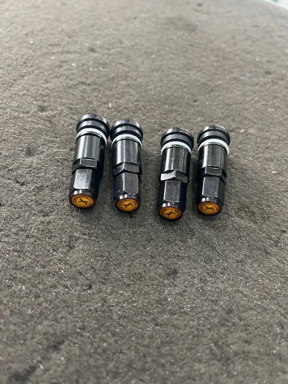 Válvulas para Pneu Universal (valor unitário). - Foto 2