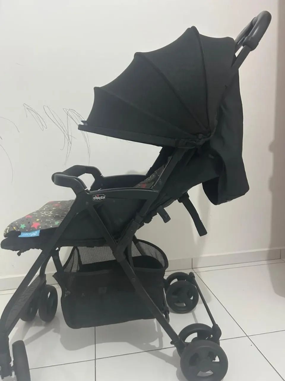 Vendo carrinho de bebê 64962187613442122