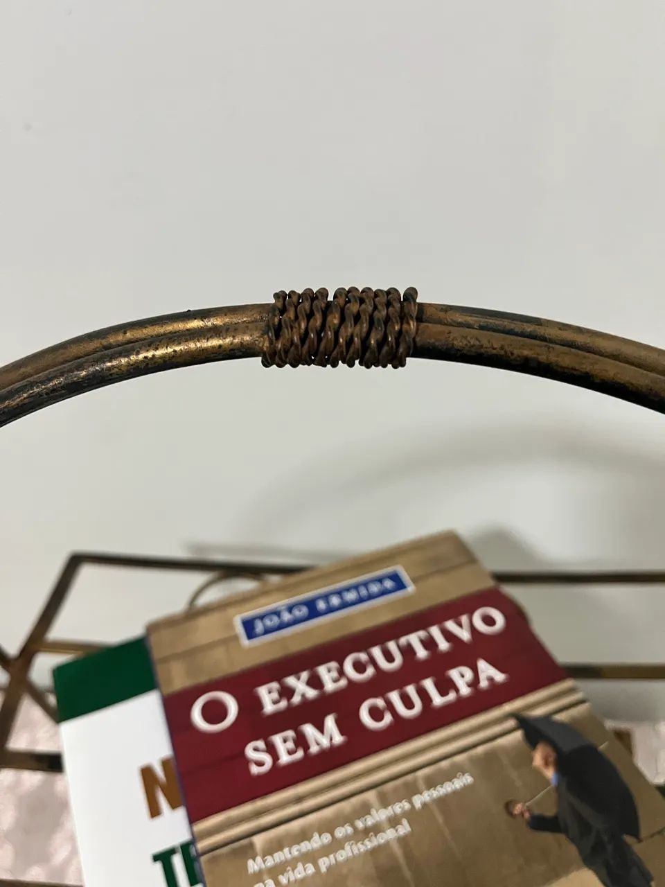 Revisteiro vintage ferro - Foto 2