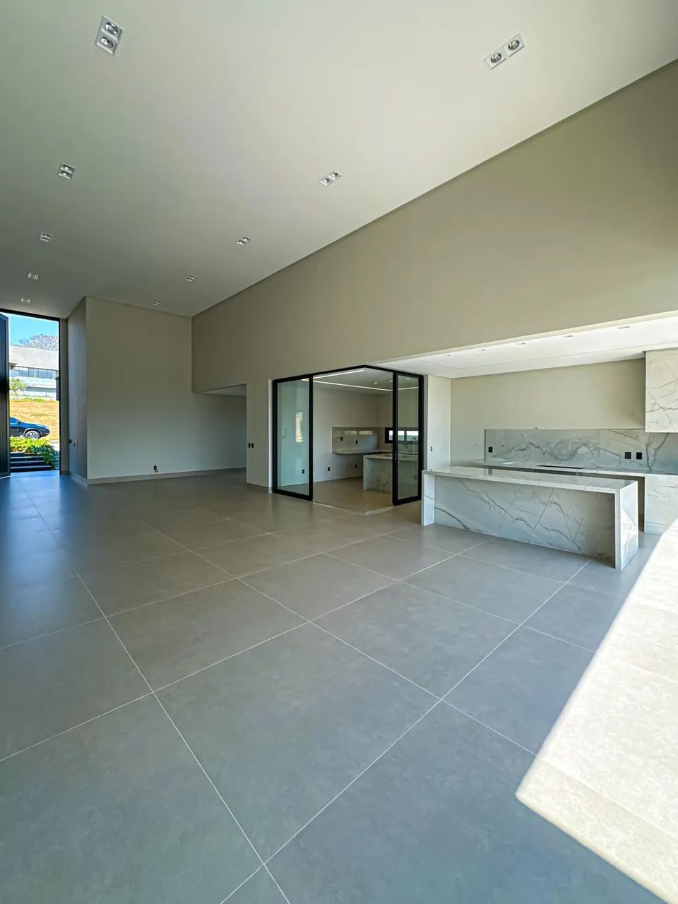 Casa térrea à venda no Plateau D'Or Privilege com 4 suítes e 380 m² - Foto 5