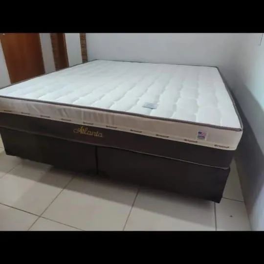 Cama king colchão e base 