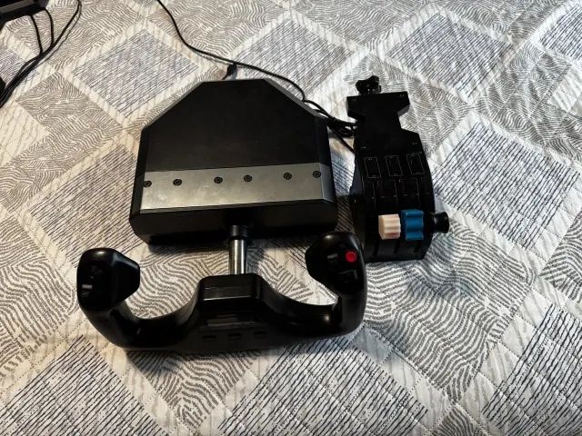Simulador de Voo Logitech (Kit Completo) - Foto 4