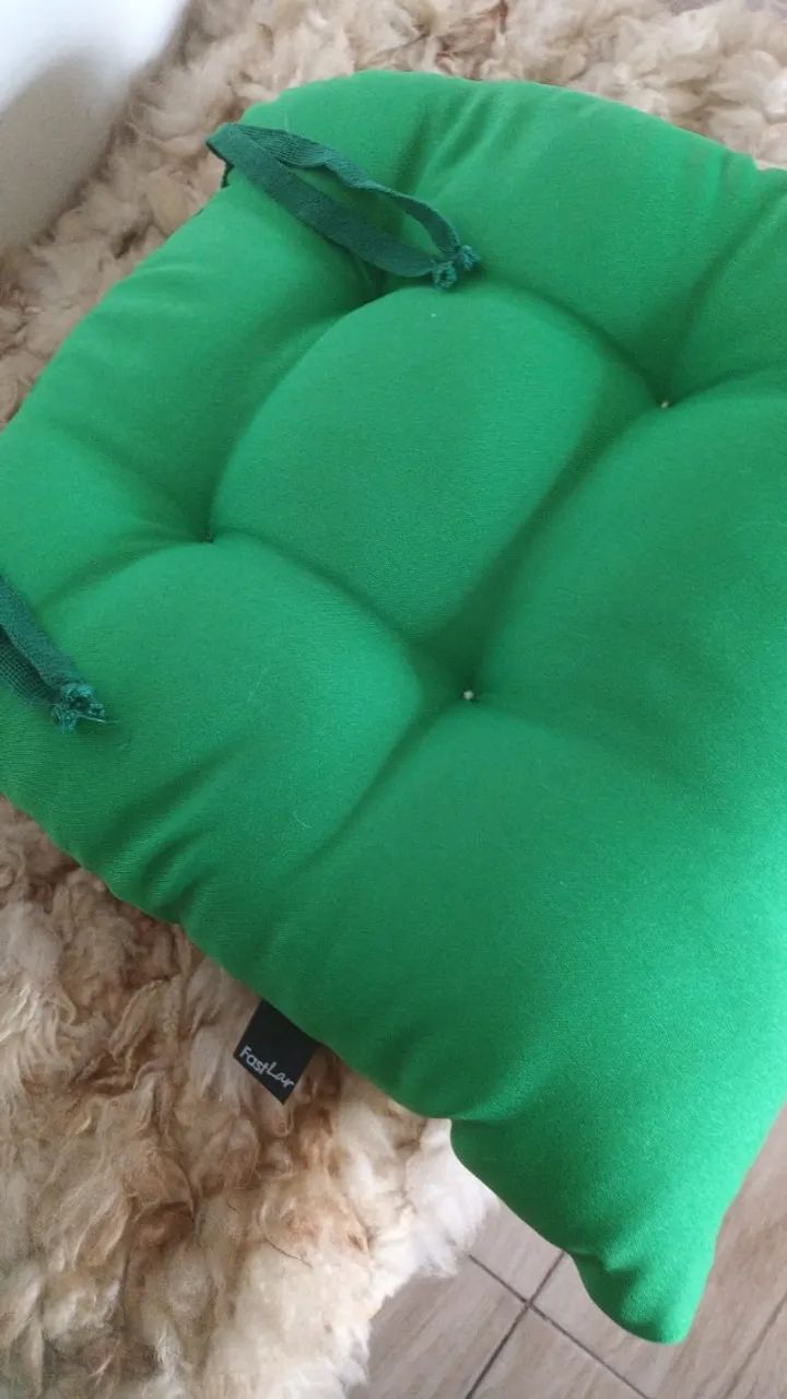 Almofadas 2 Fouton  cor Verde Confortavel e Acolchoada design.  - Foto 4