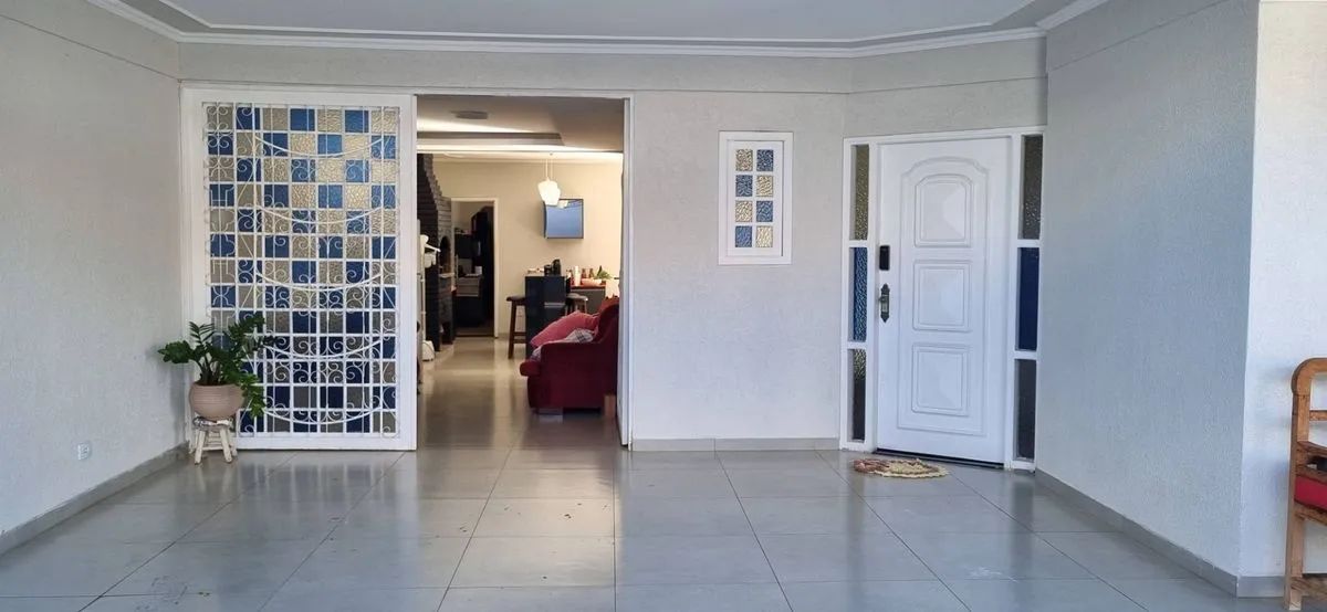Sobrado com 5 quartos à Venda, Monte Castelo - Campo Grande - Foto 5