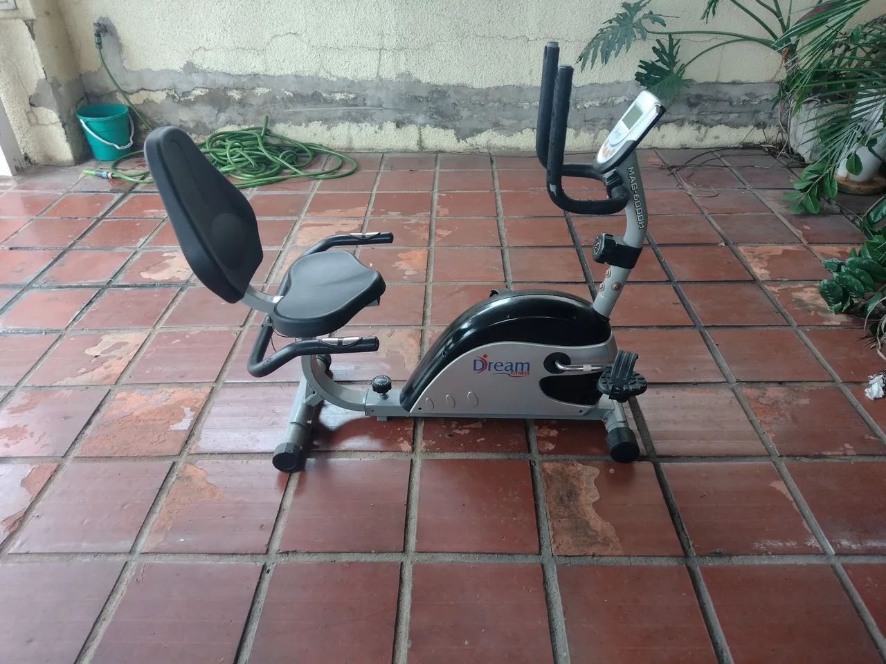 Vendo Bicicleta ergométrica horizontal recomendado para pessoas idosas  - Foto 2