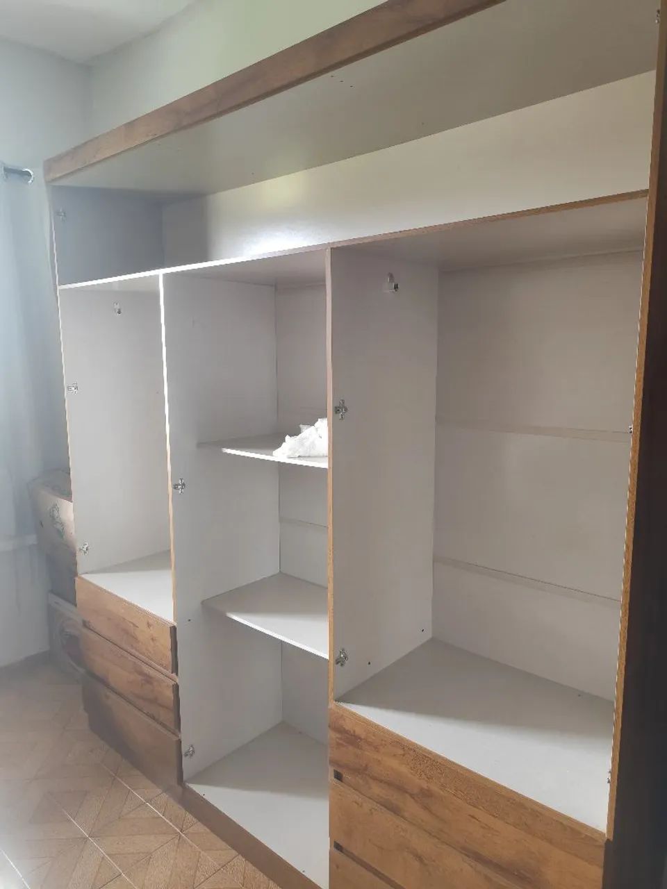 Guarda roupa, roupeiro  - Foto 4