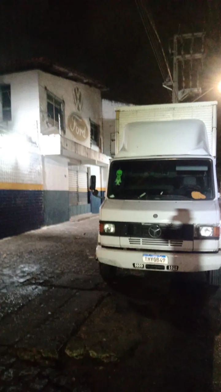Vendo mercedinha 710 - Foto 2