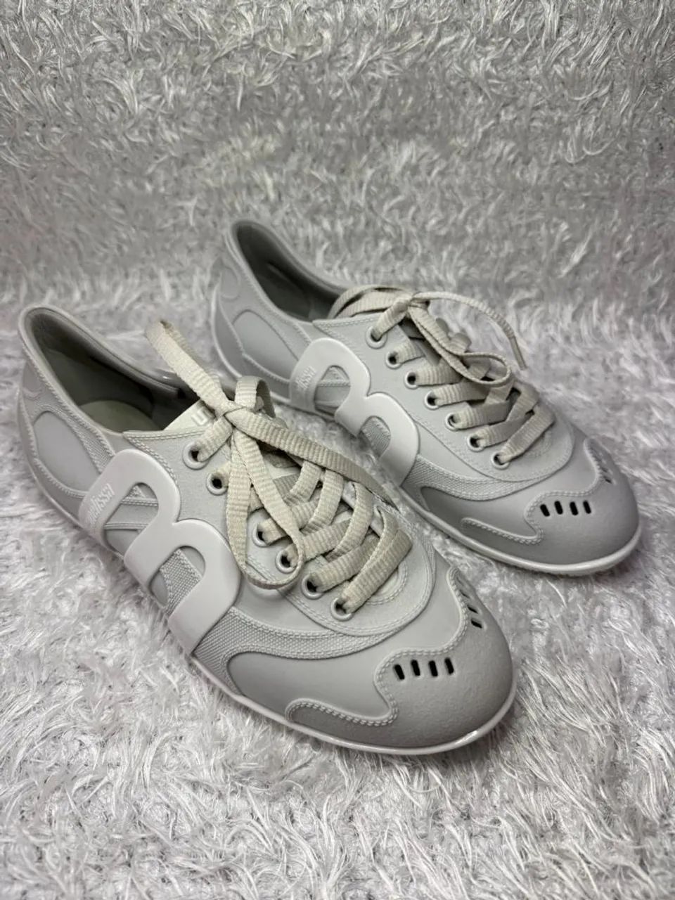 Tênis melissa motion cinza 35 - Foto 3