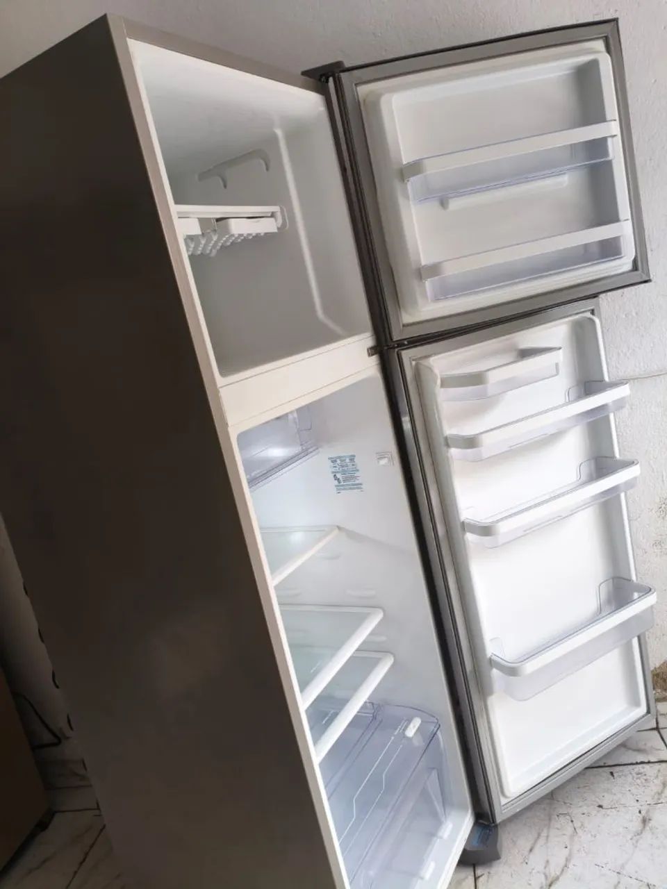 Geladeira inox Electrolux  - Foto 5