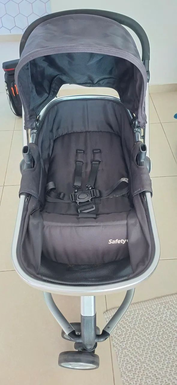 Carrinho de bebê Safety mobi + bebê conforto
