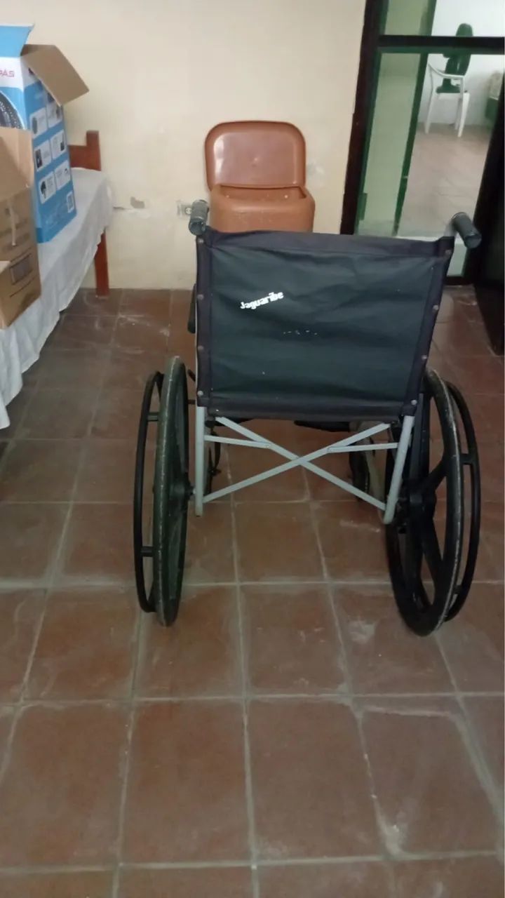 cadeira de rodas  - Foto 2