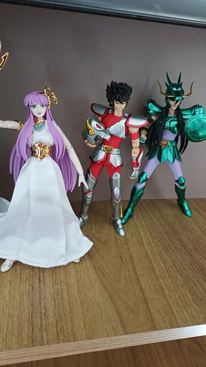 Cloth myth GT v1 6 figuras e extras - Foto 2