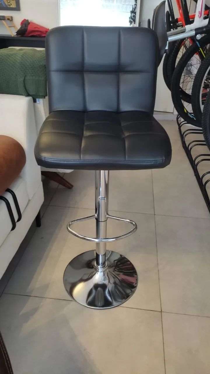 BANQUETA ESTOFADA