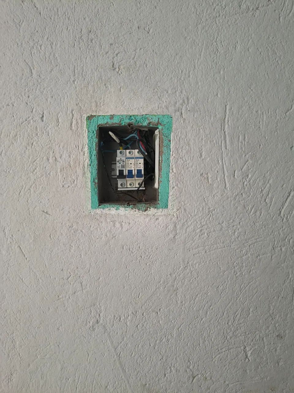 Pedreiro eletricista encanador e pintor  - Foto 3