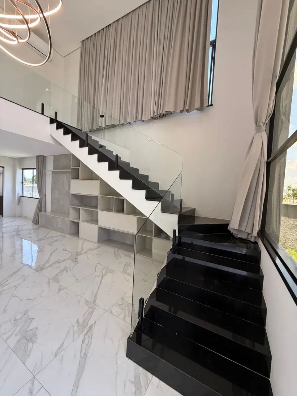 Aluguel Casa Duplex Alphaville Ceará  4 Suítes, Piscina e Energia Solar - Foto 6