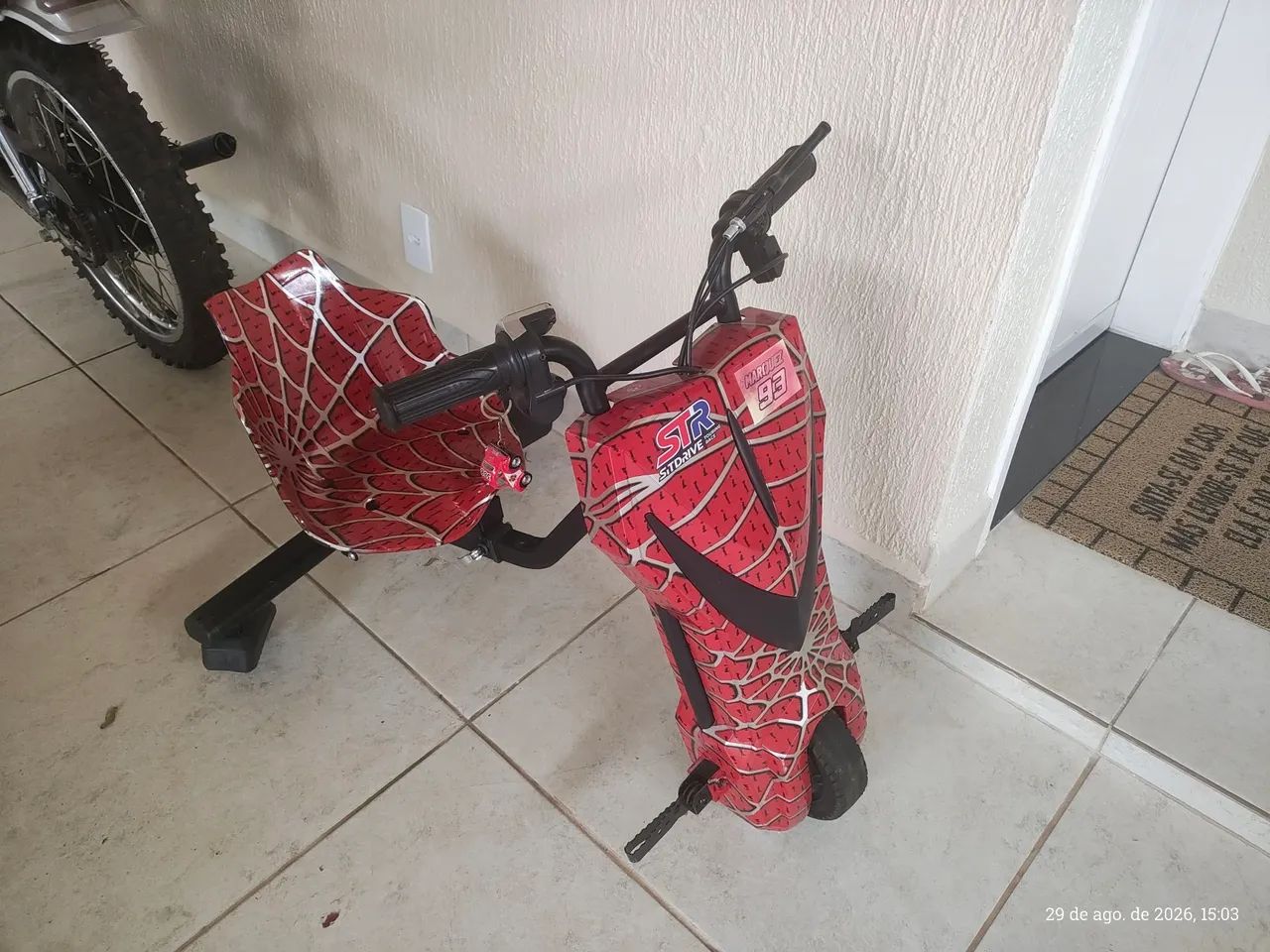 Vendo triciclo infantil  - Foto 3