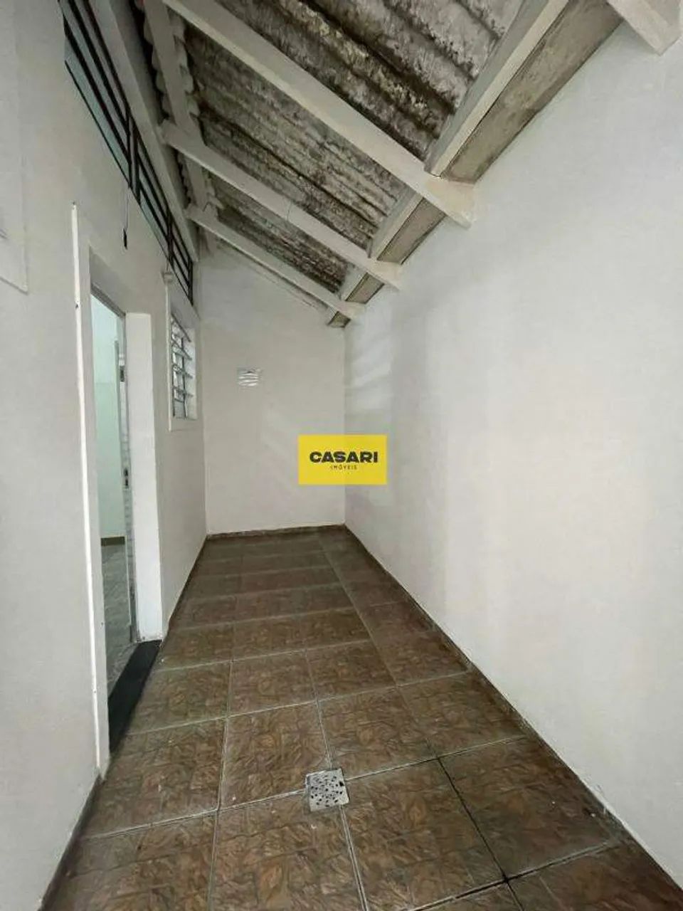 Prédio à Venda com 2 Apartamentos e Salão Comercial - Foto 5