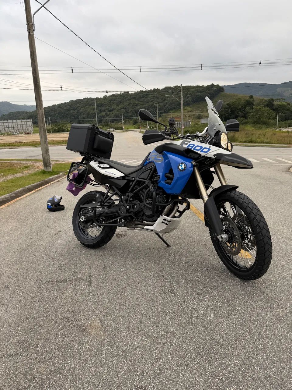 Vendo bmw f800 ano 2012 