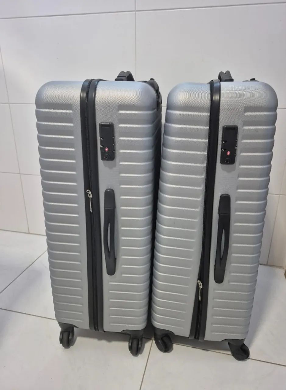 Malas para viagem - seminovas - Foto 2