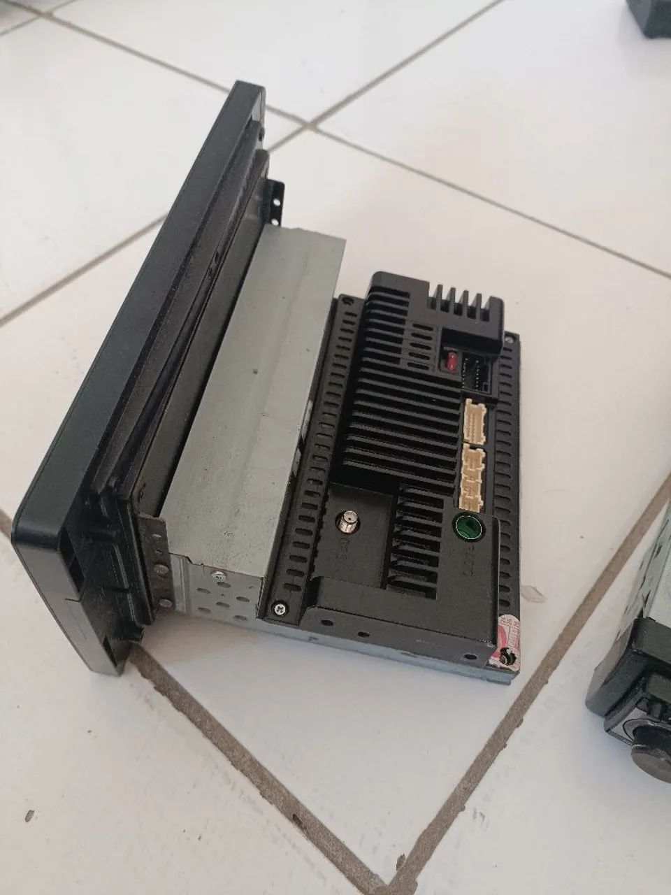 Multimídia 9  polegadas e rádio precisando de reparo - Foto 2