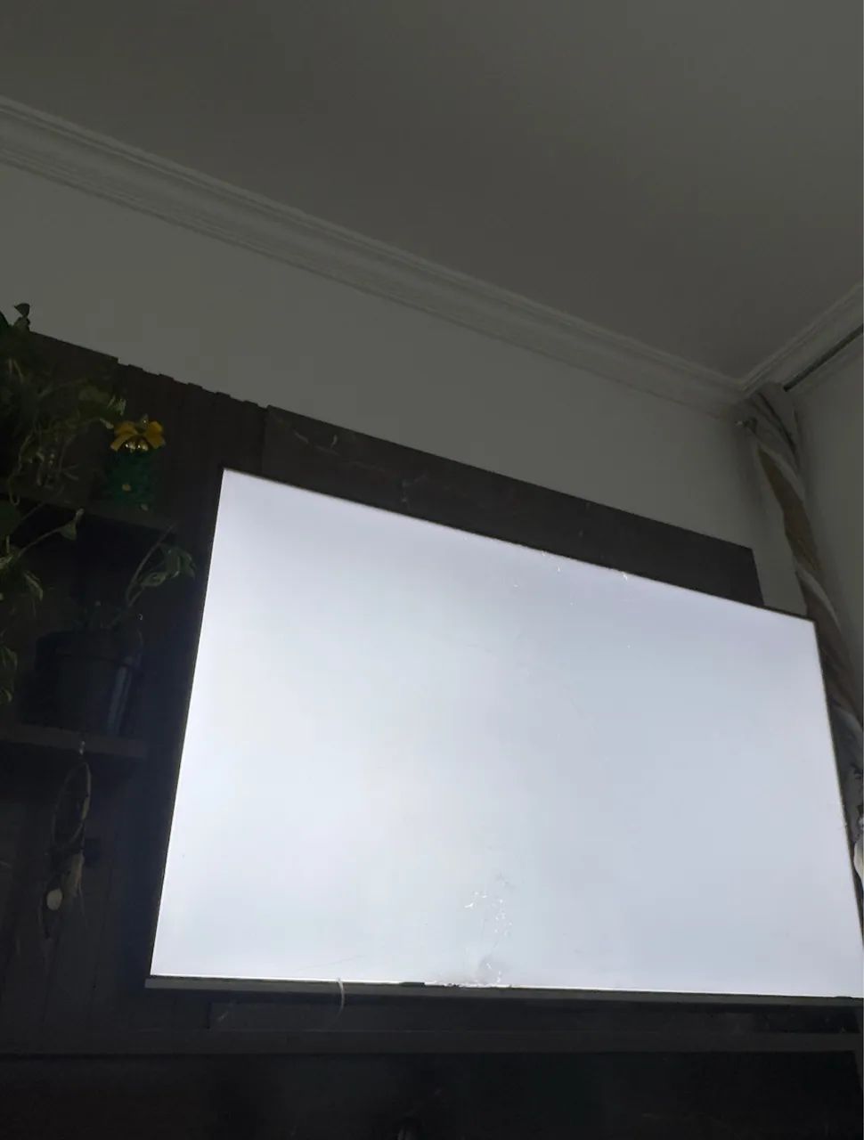 VALOR NEGOCIÁVEL TCL 65 polegadas led, para retirada de peças.