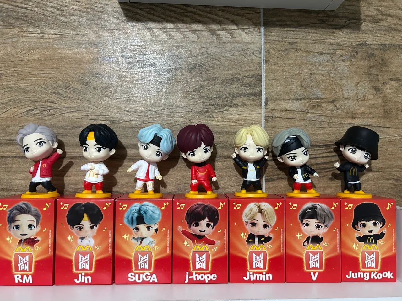 Coleção BTS Mcdonald?s completa