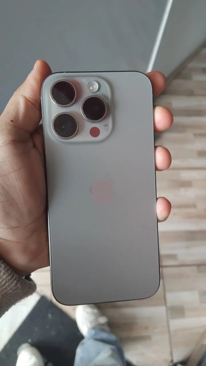 IPHONE 15 pro titânio natural 