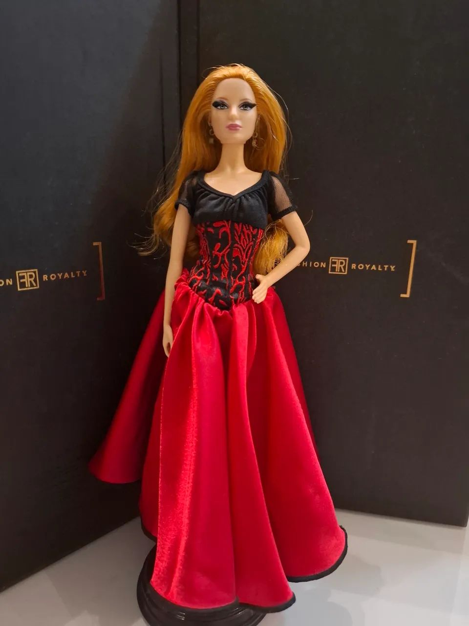 Barbie Look Red Carpet Ruiva<br>Rótulo: Black Label.