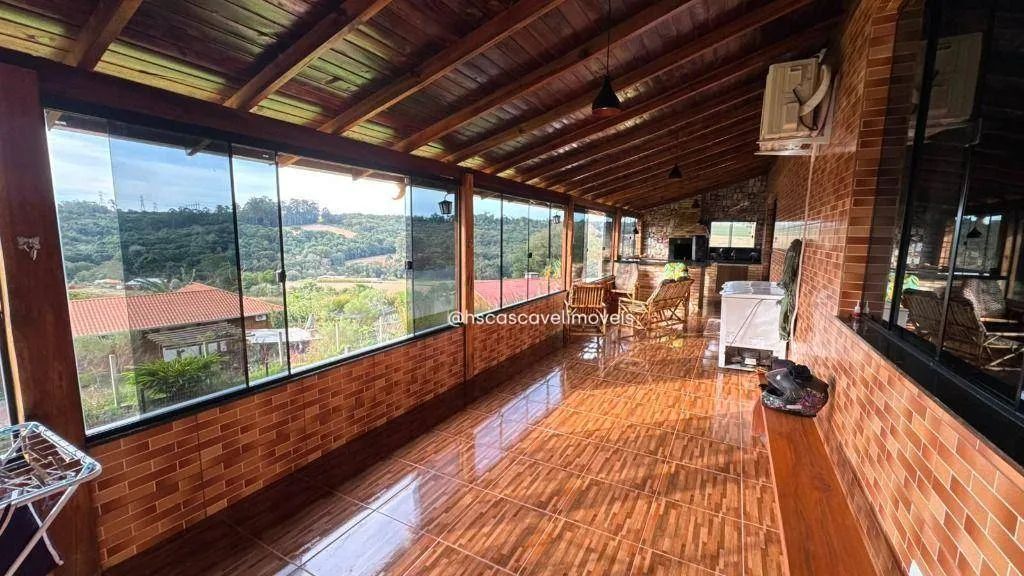 Chácara a 15m de Cascavel em Condomínio Fechado