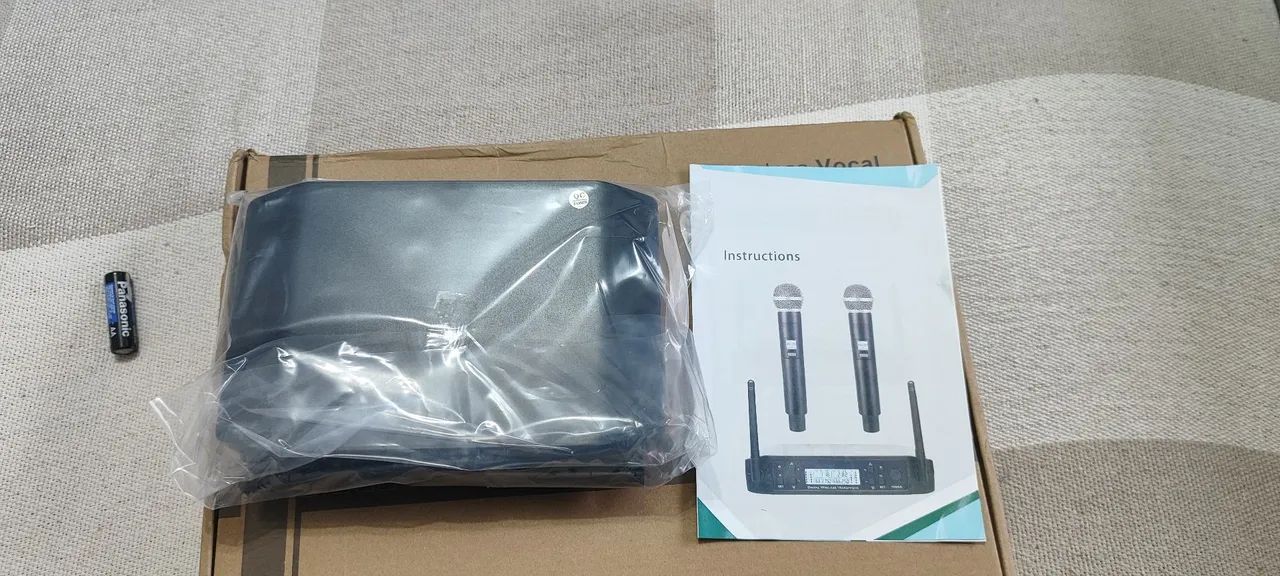Microfone Sem Fio UHF Profissional Sistema Wireless.