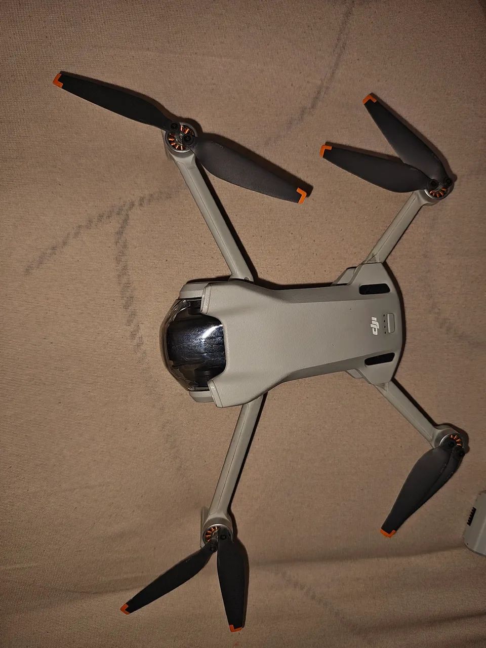 DJI Mini 3 + Combo - Foto 4