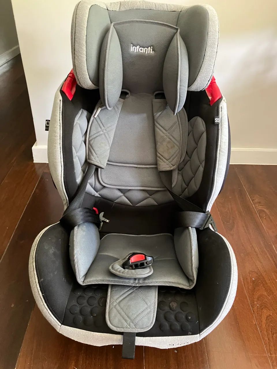 Cadeirinha para bebê, marca infanti, modelo Cockpit.