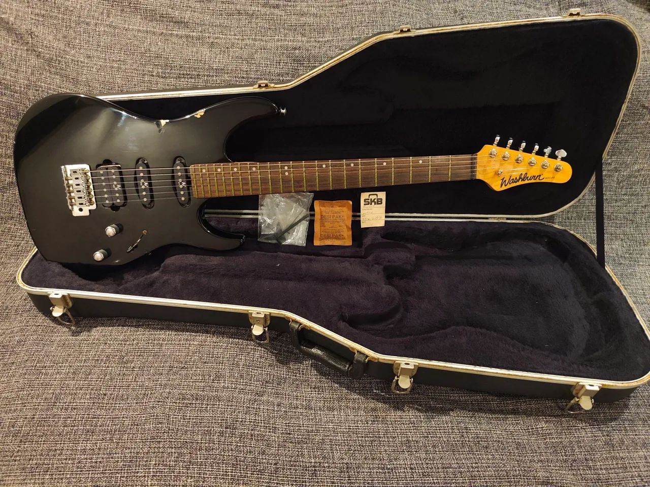 PRA SAIR RAPIDO! WASHBURN C/ CASE - Foto 2