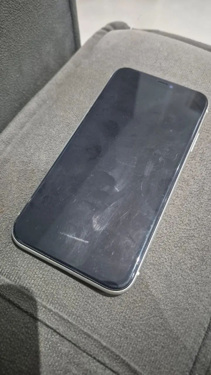 Iphone 11 64GB - Foto 2