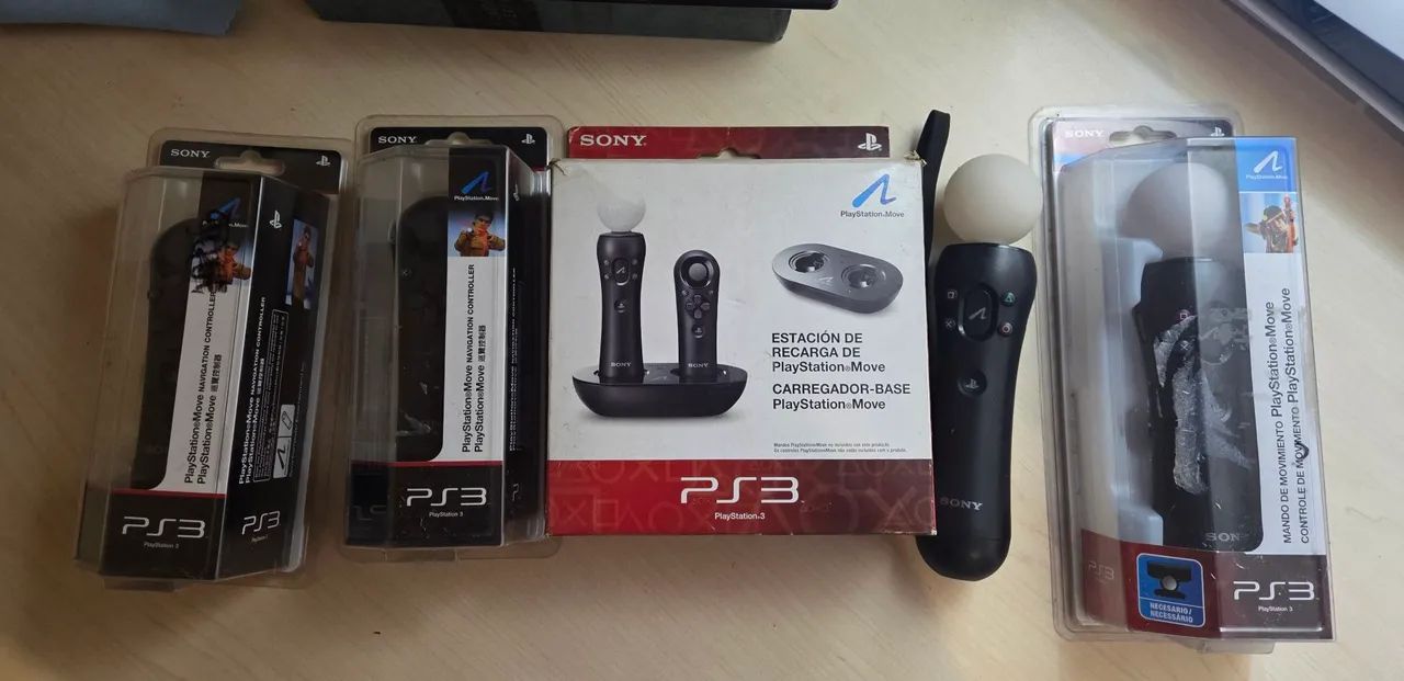 Kit PlayStation Move PS3 / controles e base carregadora
