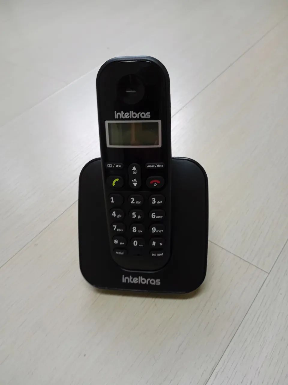 Telefone sem fio Intelbras ts3110 (bateria pifada) - Foto 3