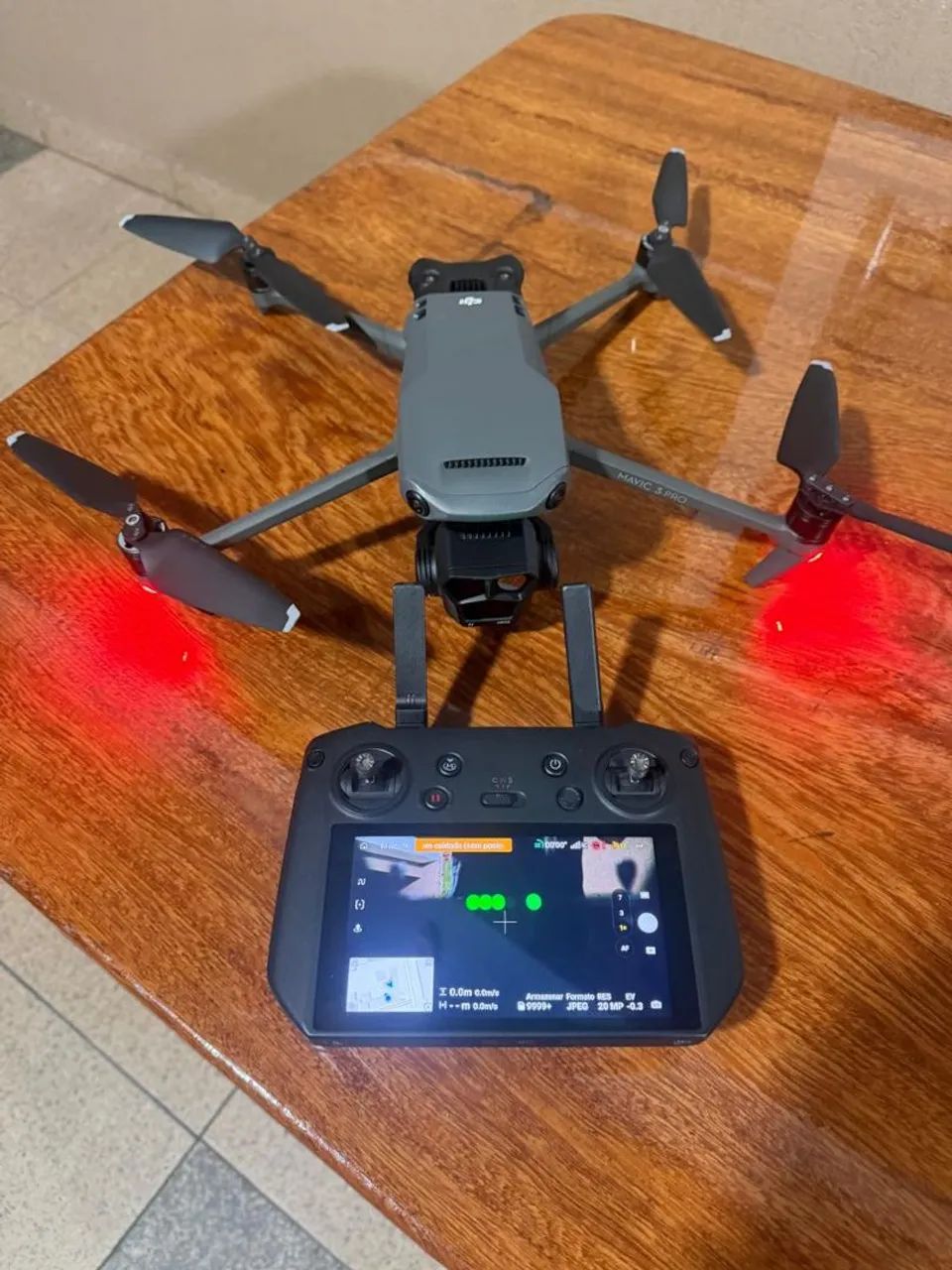 Drone DJI Mavic 3 Pro Fly More Combo + DJI RC Pro - Foto 4