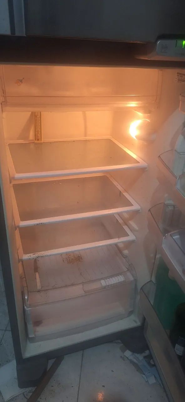Geladeira Brastemp Clean Inox frost free - Foto 3