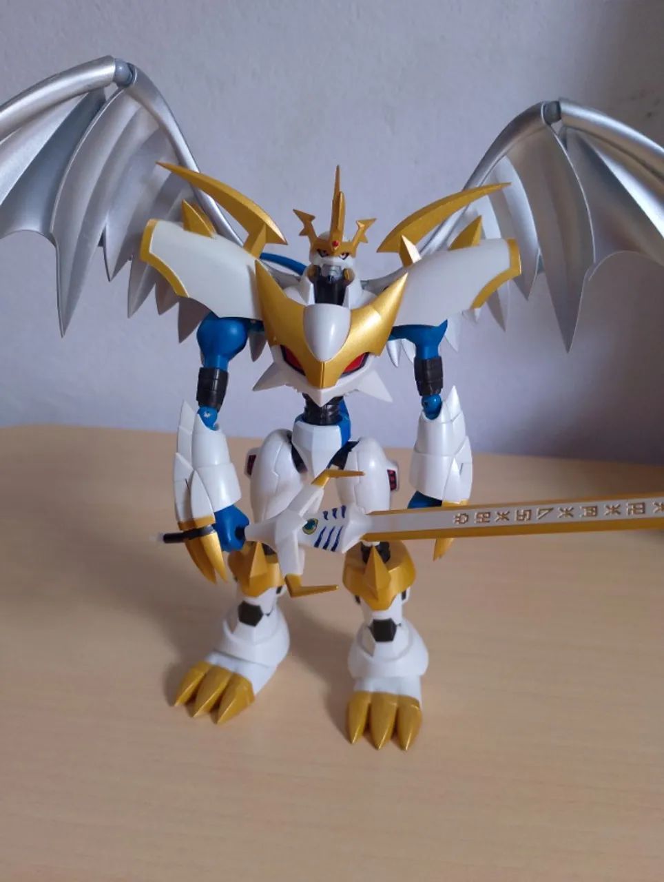 Digimon Imperialdramon Paladin Mode SH Figuarts - Bandai