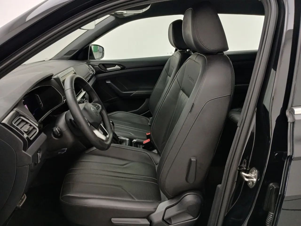 Volkswagen T-Cross Highline 1.4 TSI Flex 16V 5P AUT, foto 16 de 18