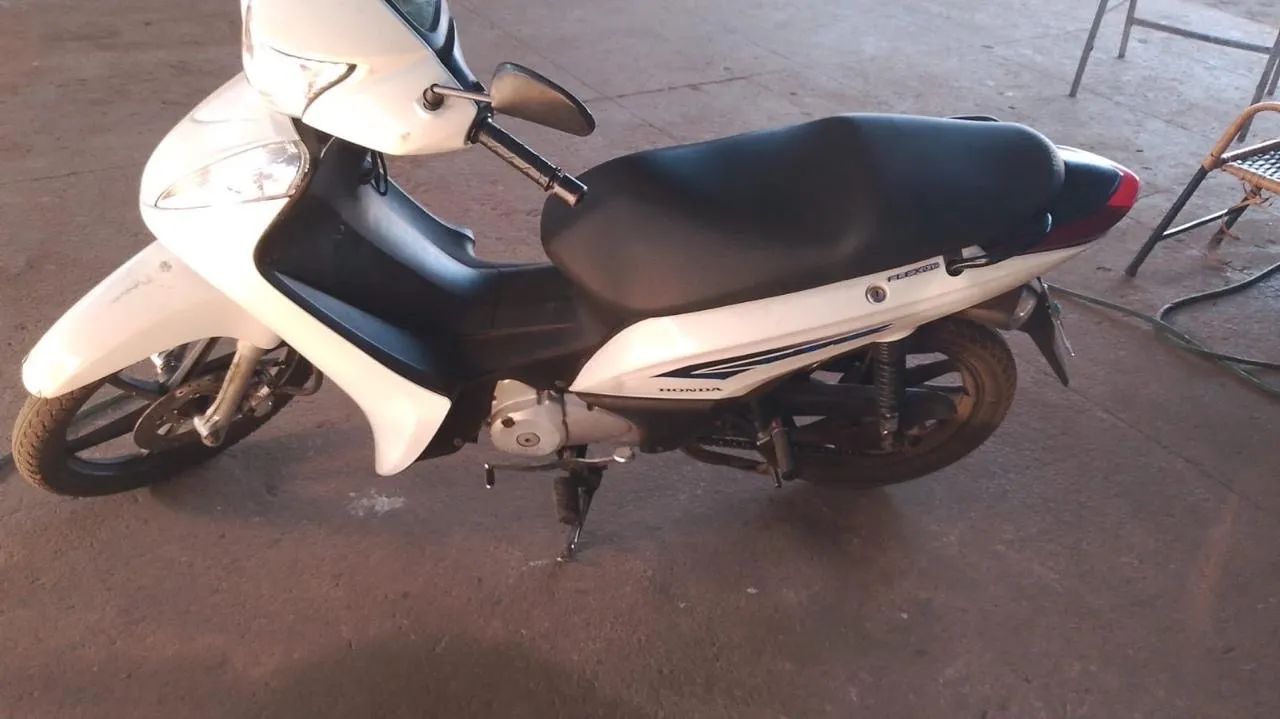 Moto biz 2014 em ótimo estado - Foto 3