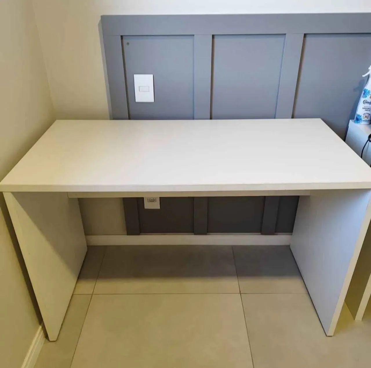 Mesa de escritório em MDF