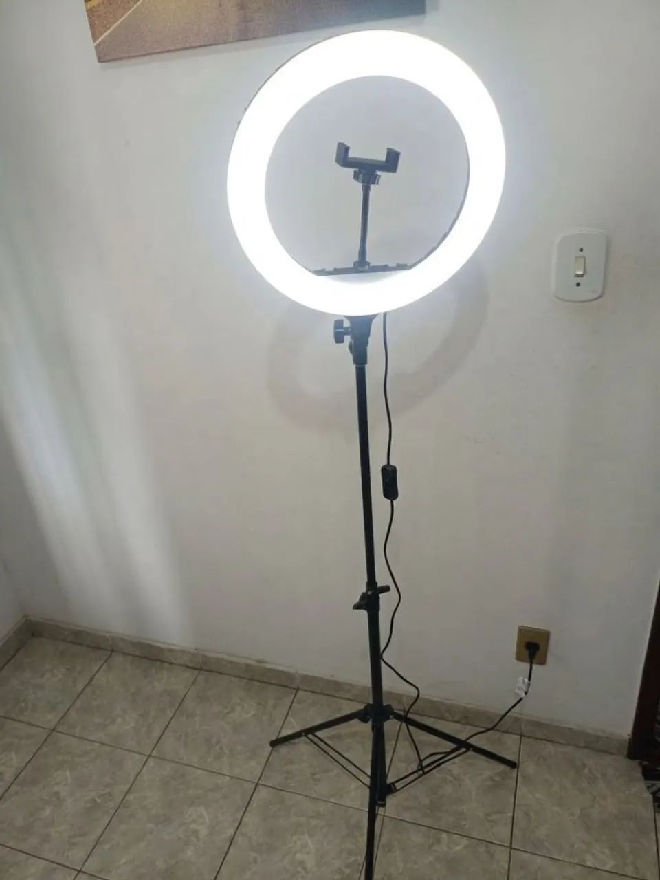 Ring light usado em bom estado e funcionamento 