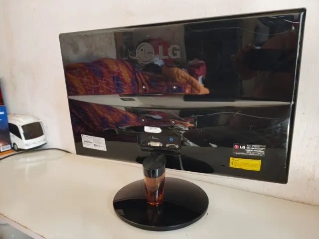 LG Flatron 23.6 Polegadas IPS236V-PN Full Hd 1920x1080 IPS - Foto 3