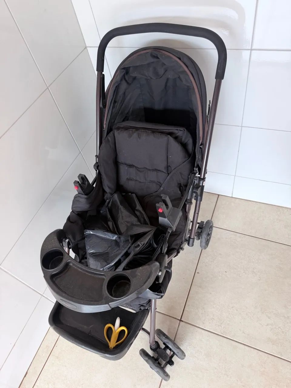 Vende-se carrinho de bebê 