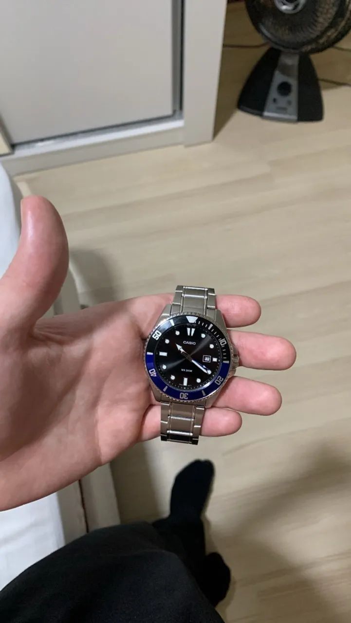 Casio Duro 44mm "Batman"