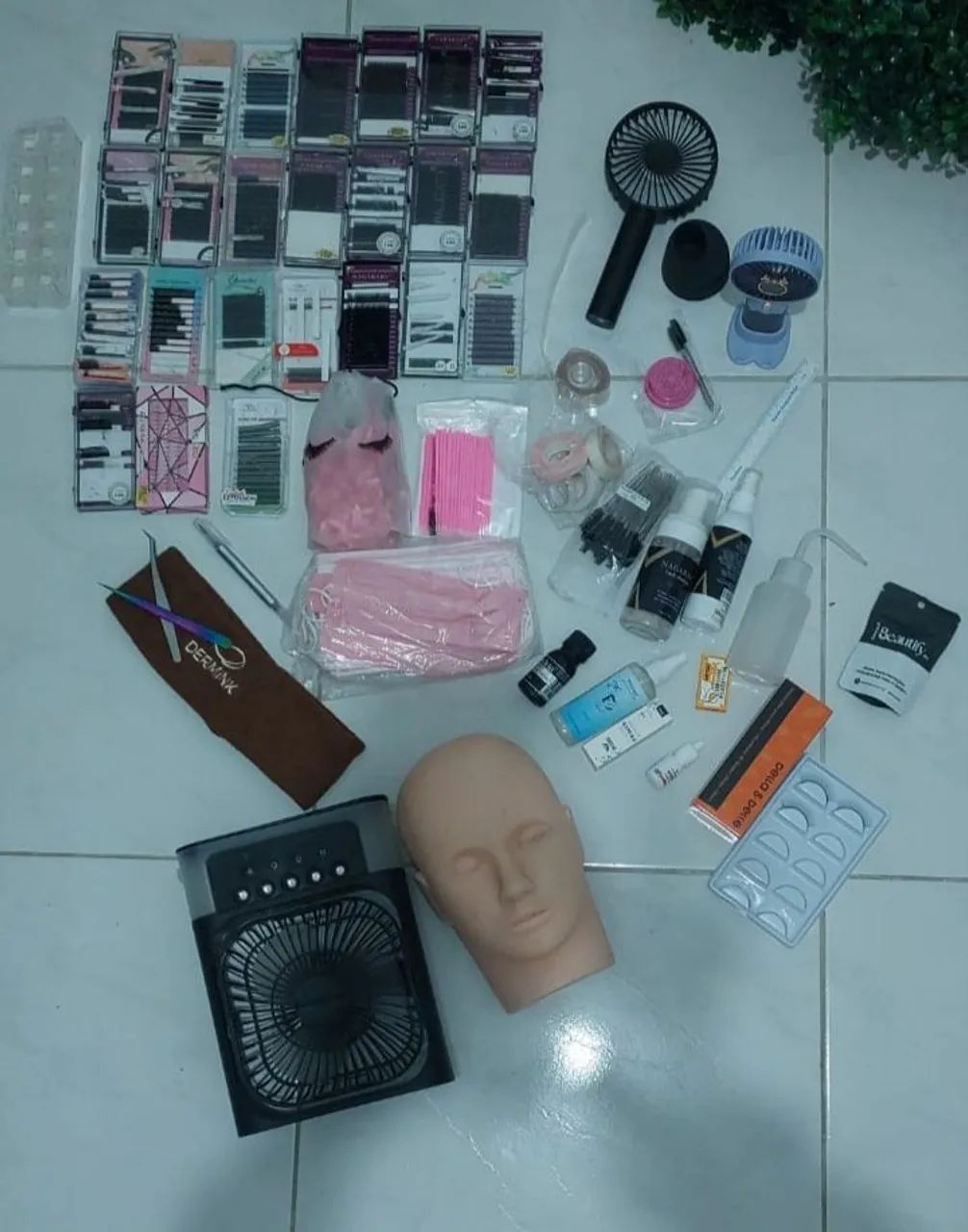 Kit essencial para extensão de cílios 