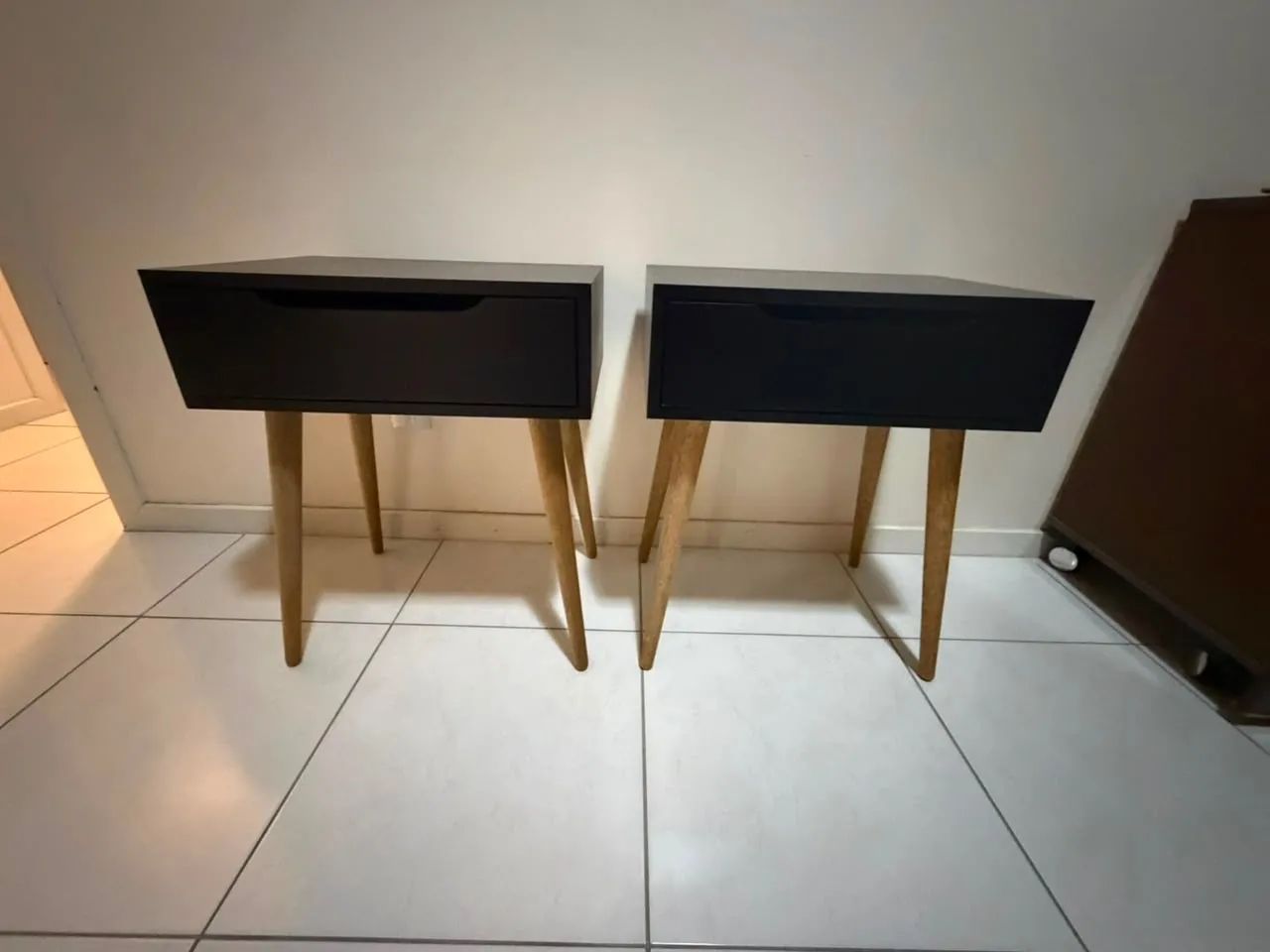 Lindo par de mesinhas de cabeceira  - Foto 2